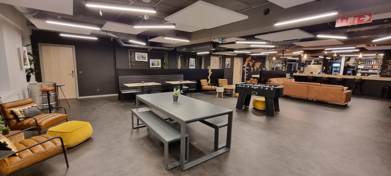 Auberge Jeunesse Charleroi Youth Hostel שרלרואה מראה חיצוני תמונה