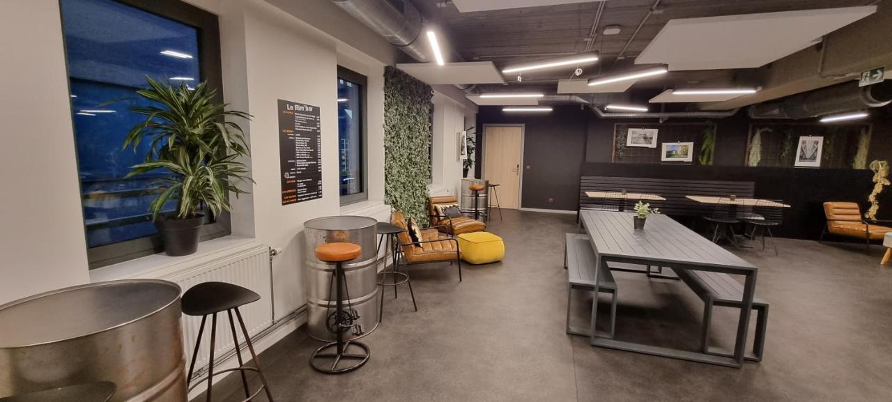 Auberge Jeunesse Charleroi Youth Hostel שרלרואה מראה חיצוני תמונה